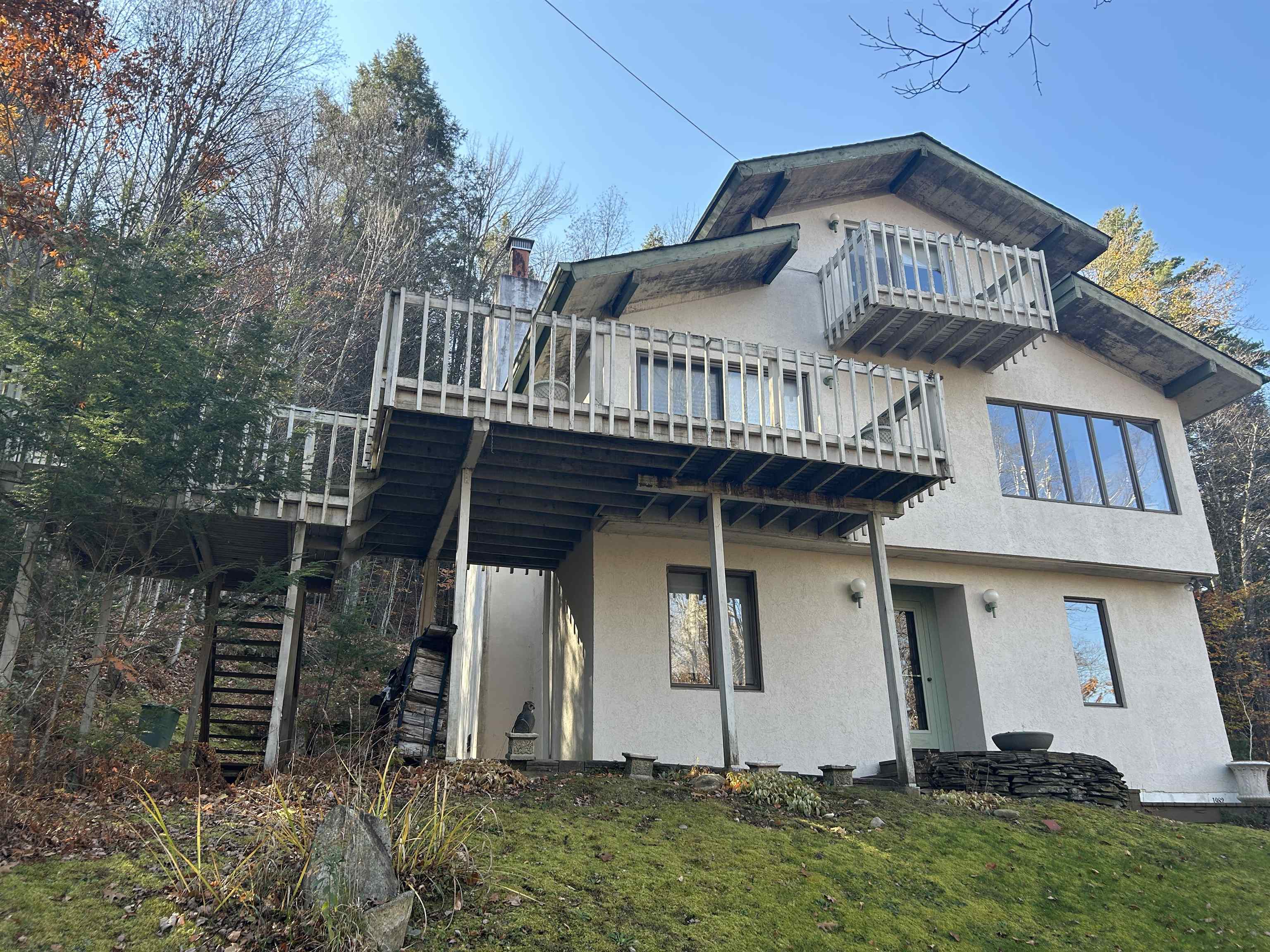 main property photo 0