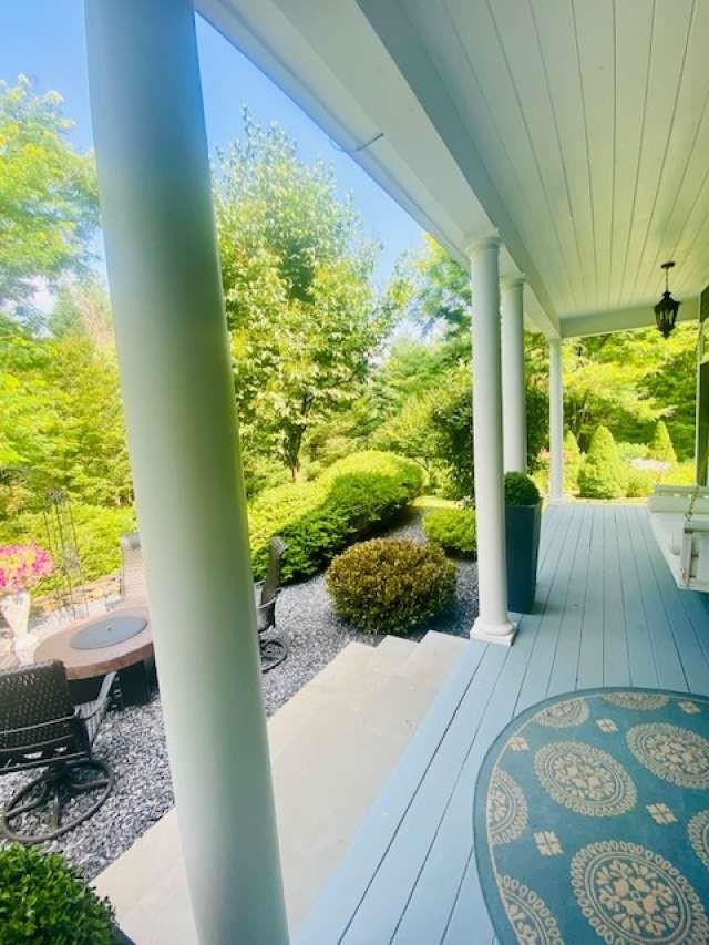 main property photo 8