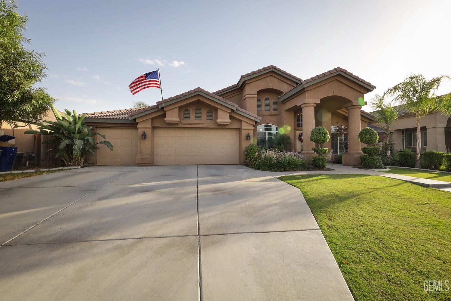 main property photo 3