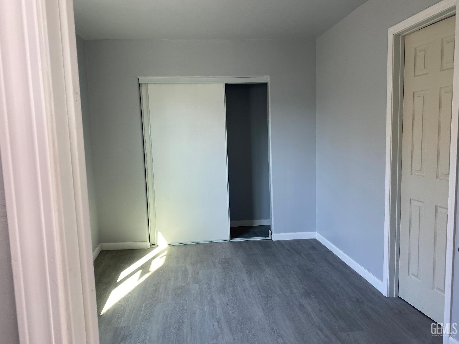 property viewer photo 19