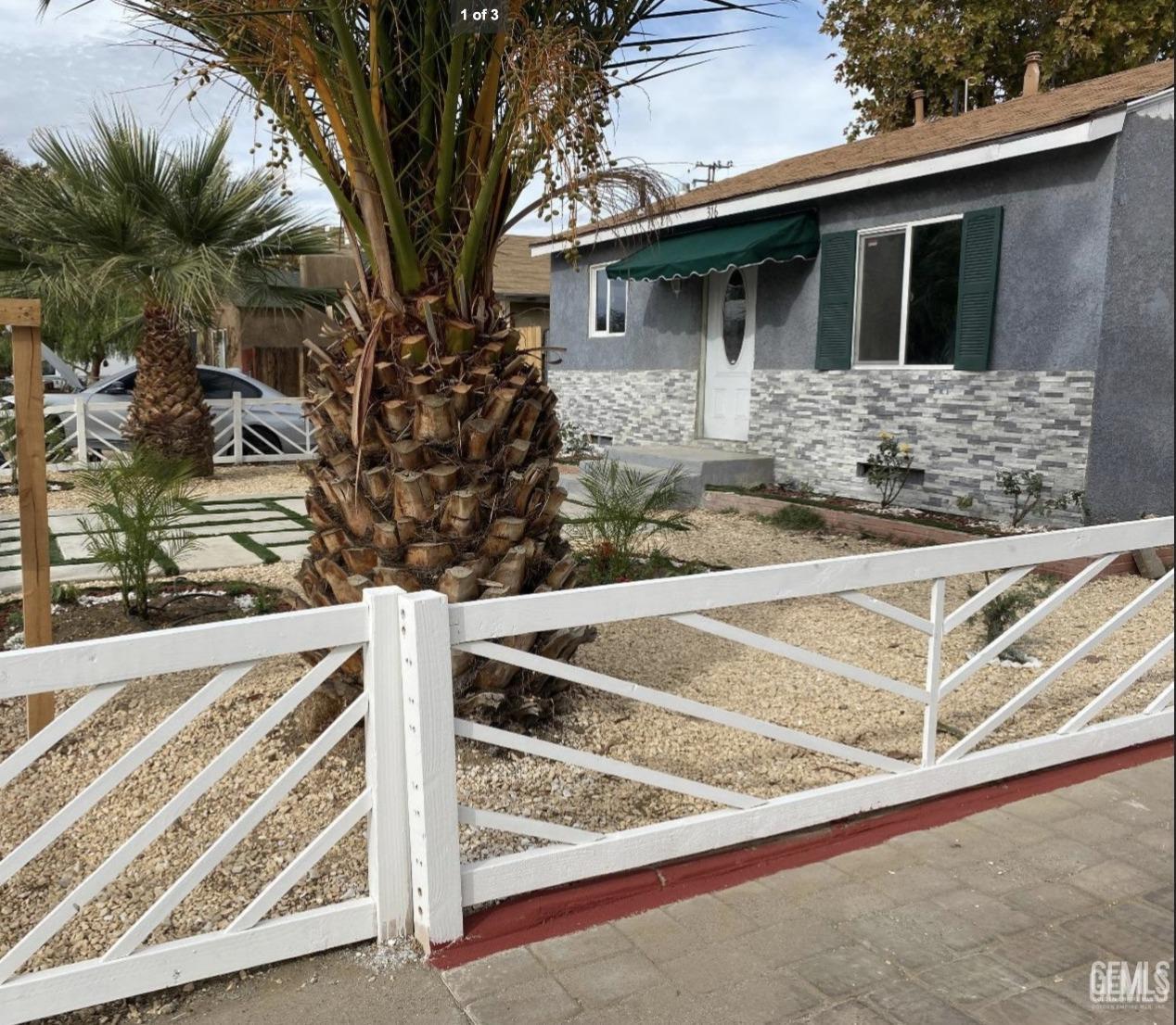 property viewer photo 2