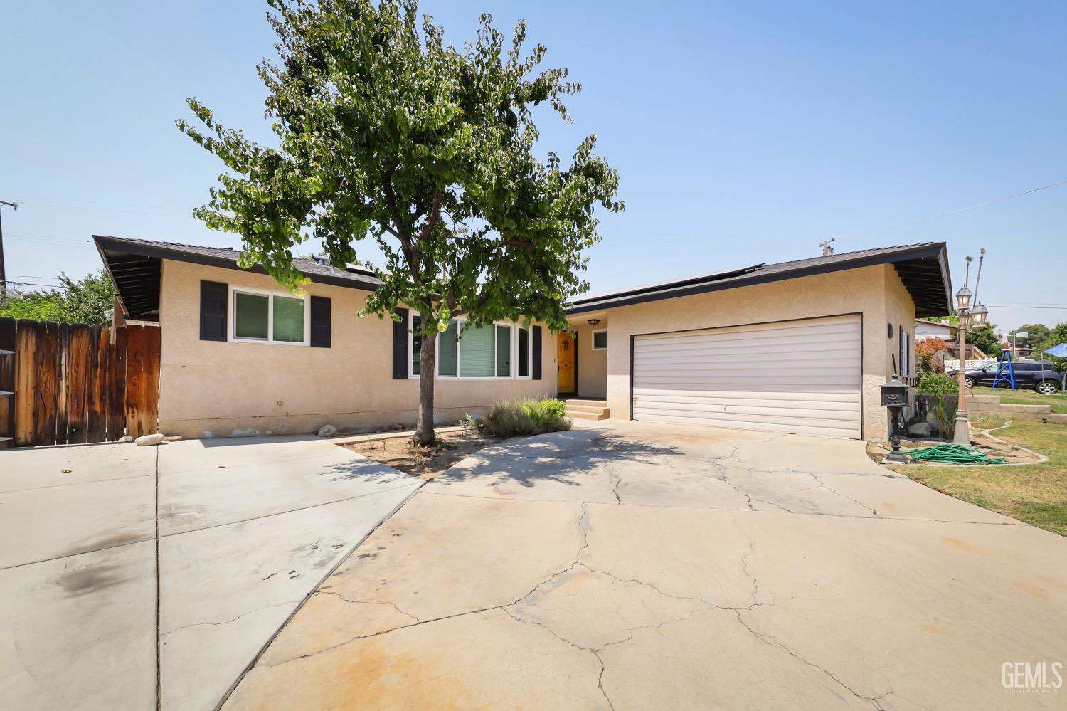 property viewer photo 1