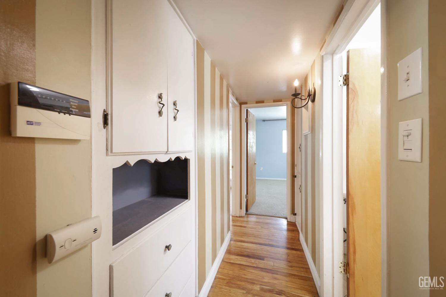 property viewer photo 11