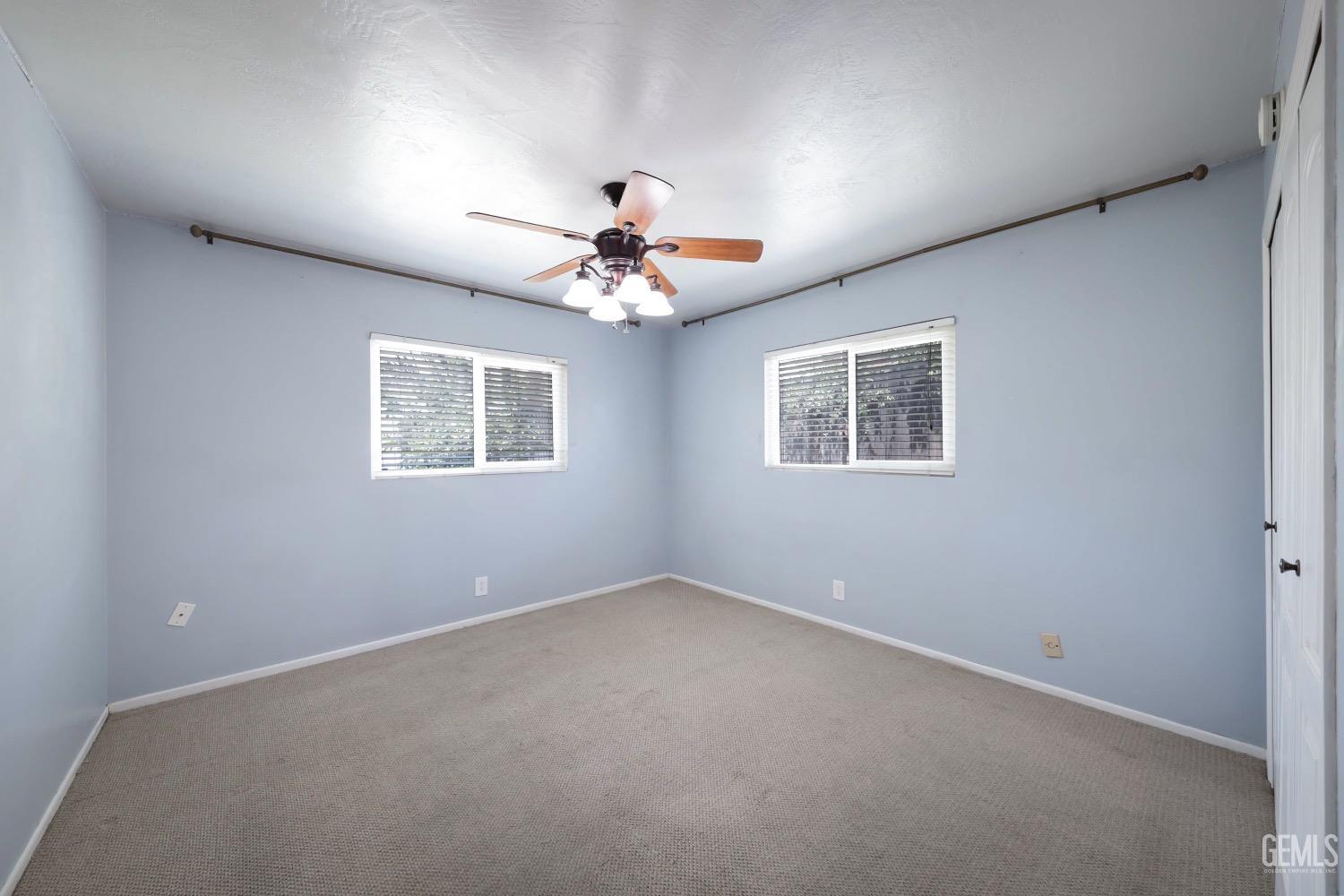 property viewer photo 13