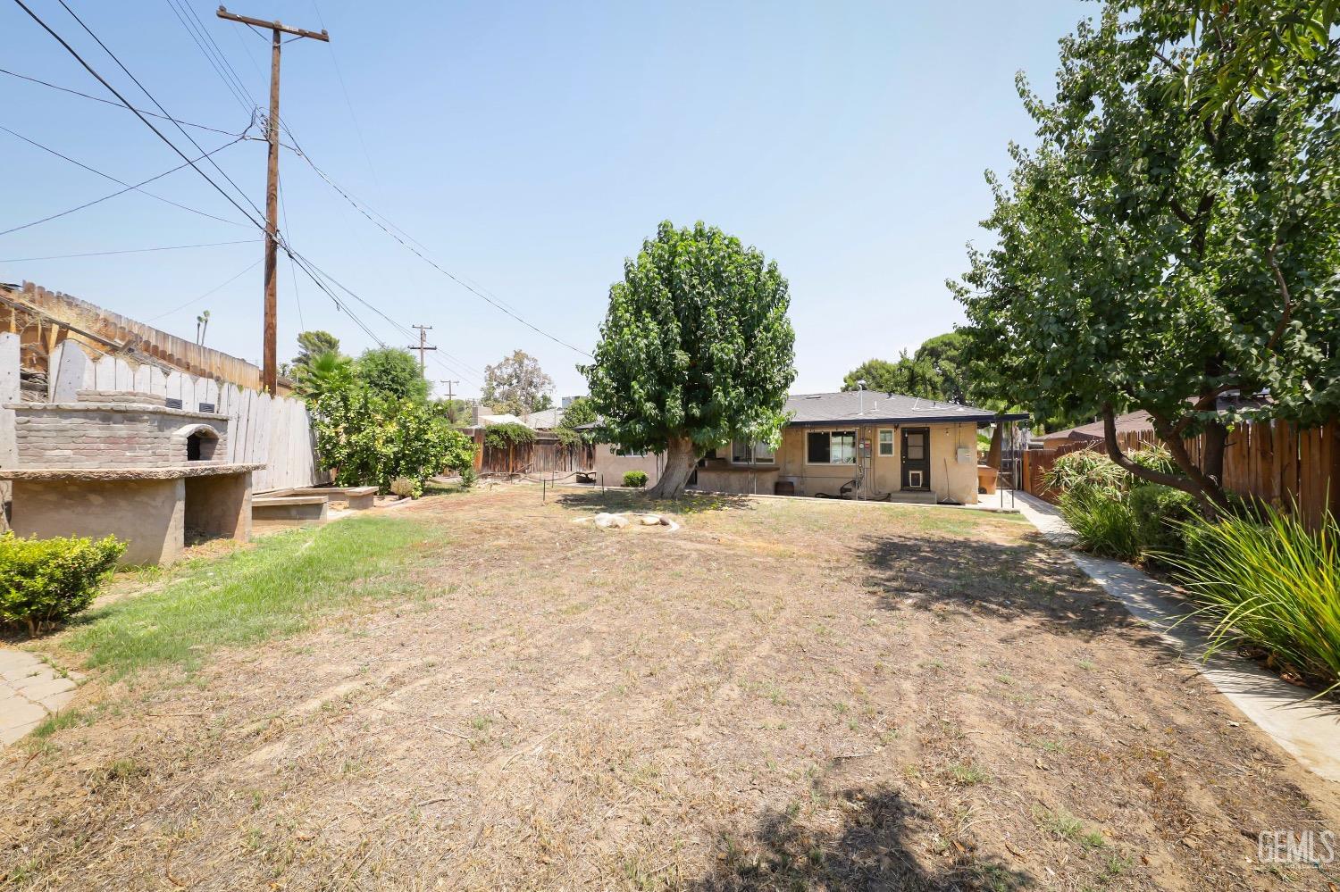 property viewer photo 23