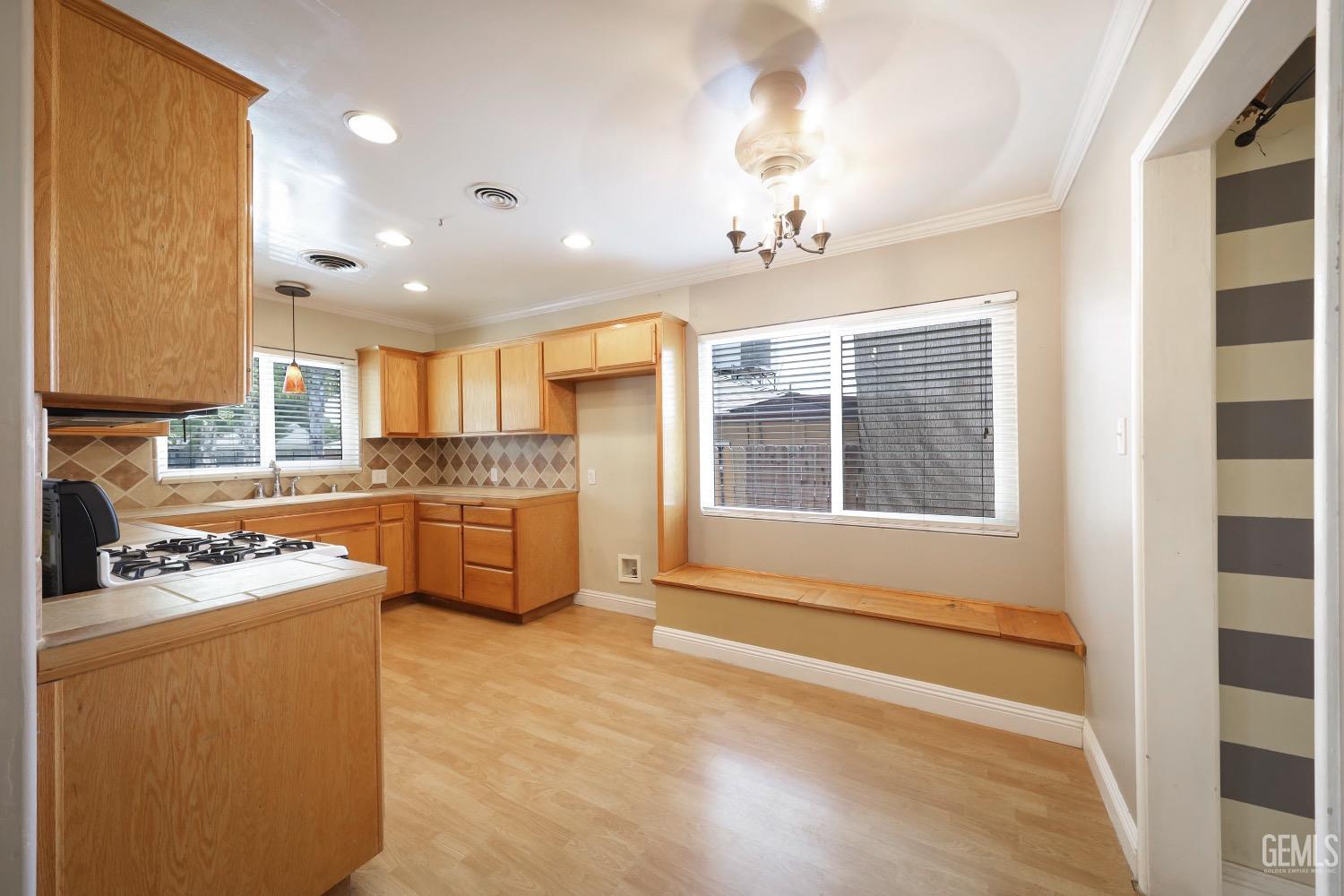 property viewer photo 7