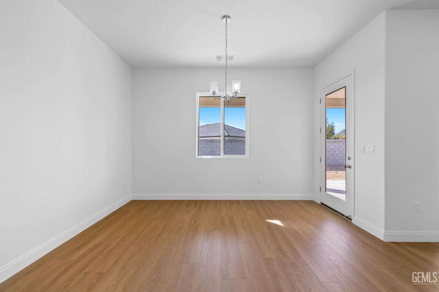 property viewer photo 21