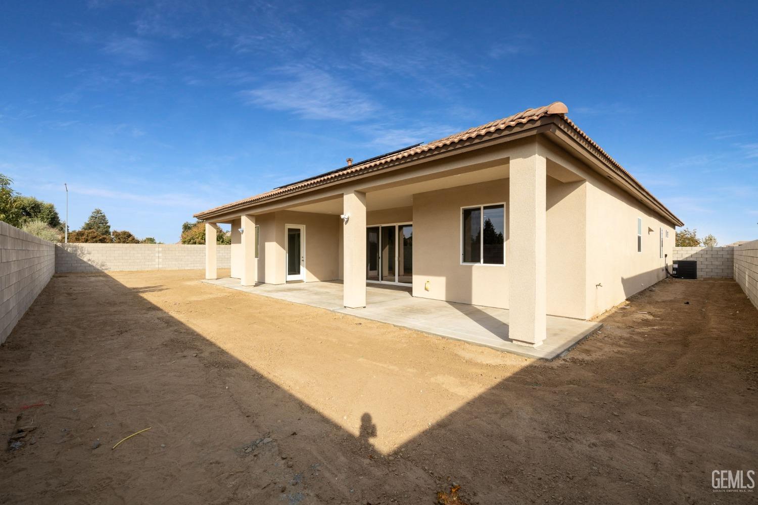 property viewer photo 44