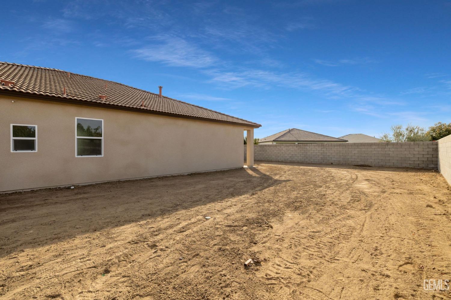 property viewer photo 46