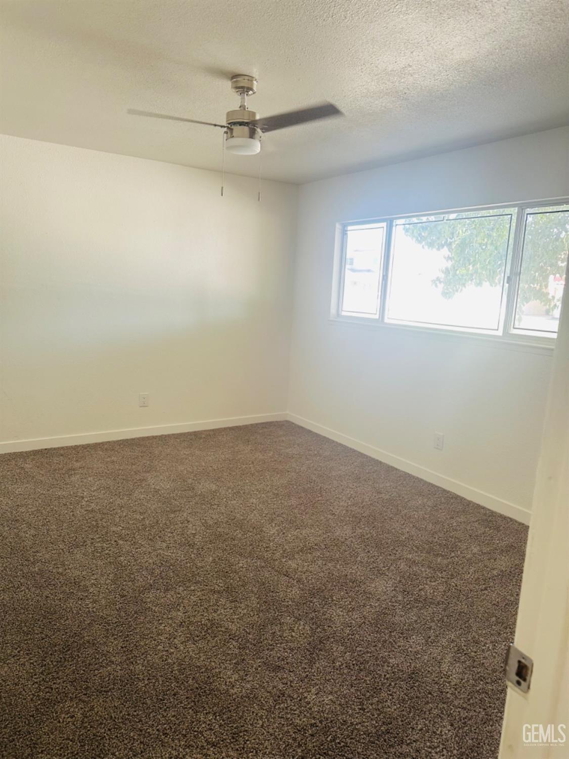 property viewer photo 16