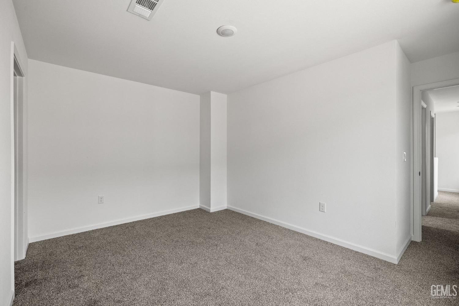 property viewer photo 14