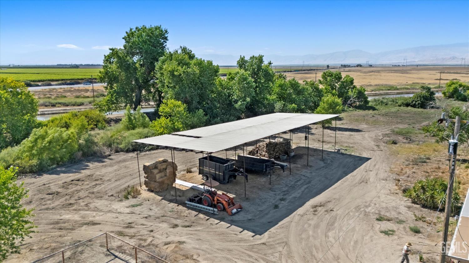 main property photo 53