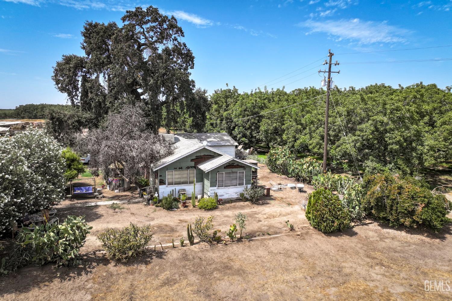 main property photo 10