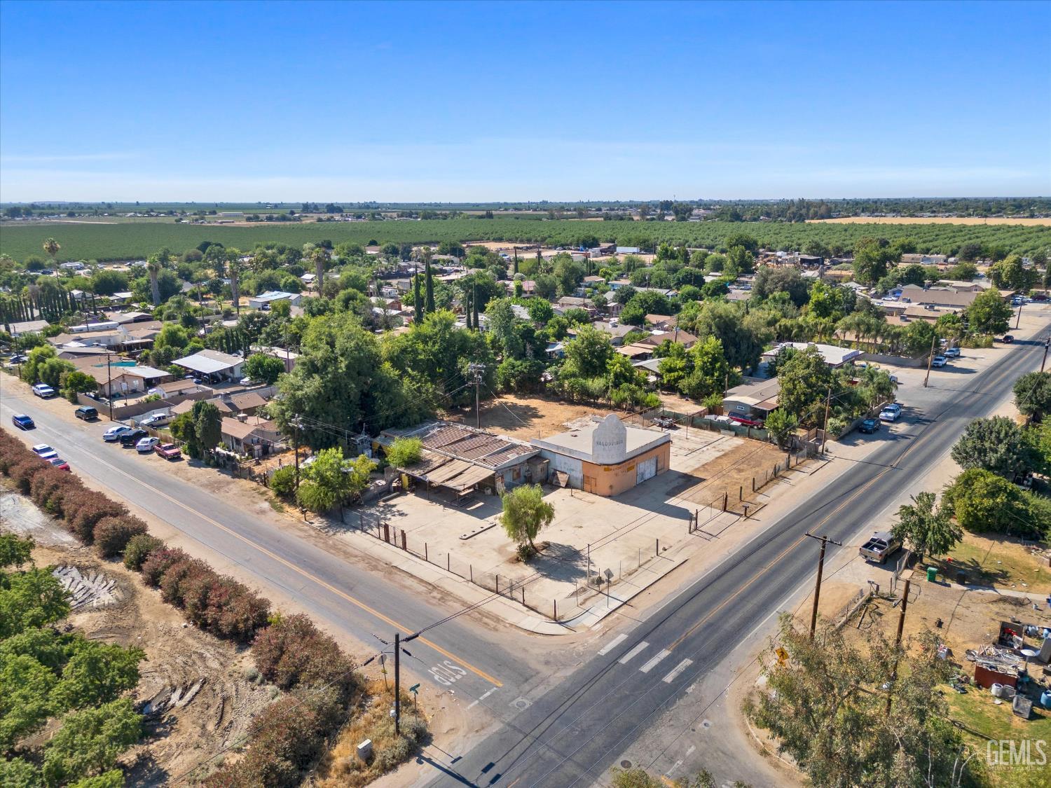 main property photo 8
