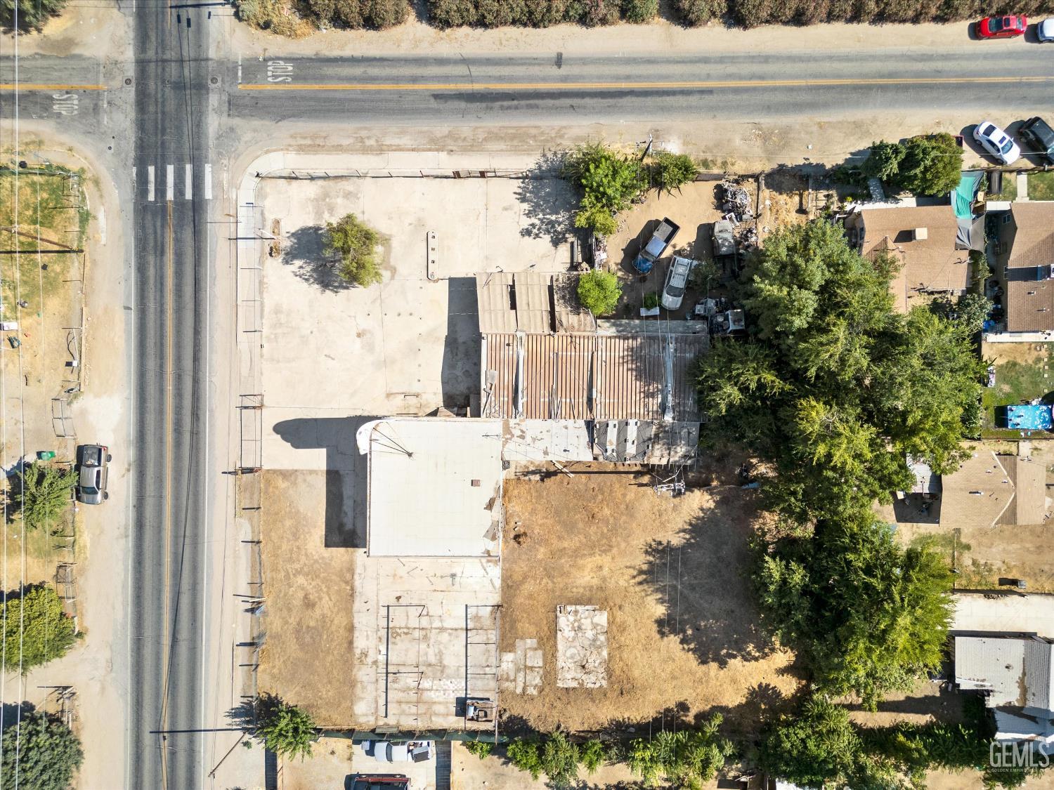 main property photo 9