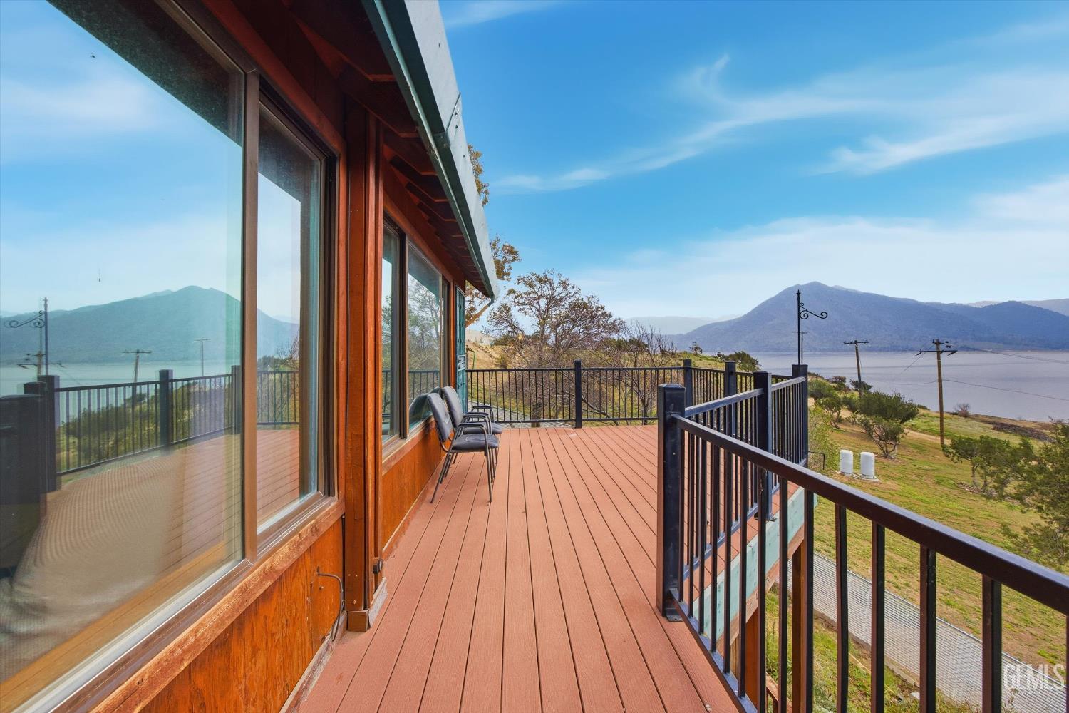 main property photo 50