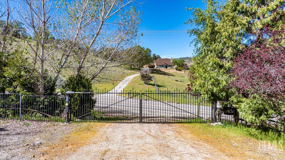 main property photo 60