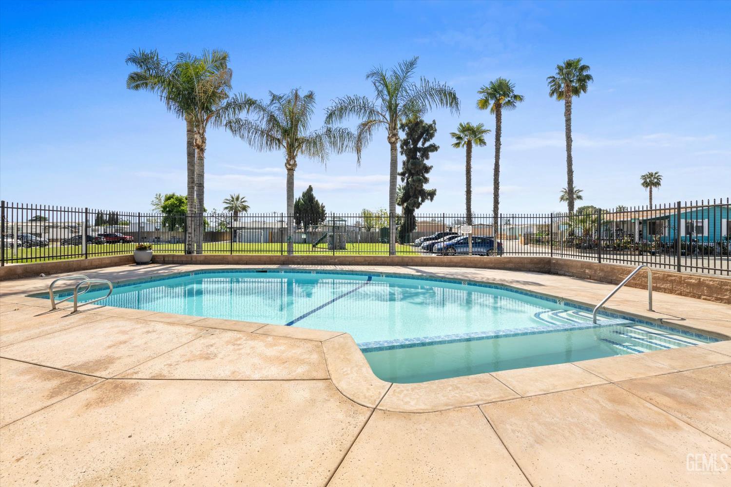 main property photo 43