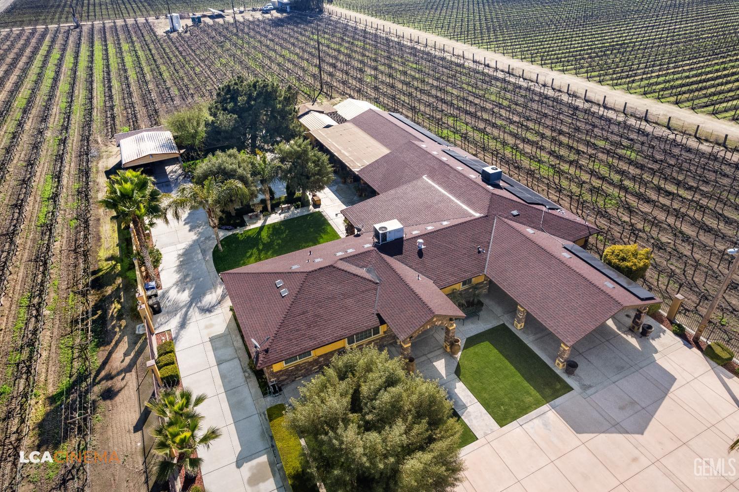 main property photo 32