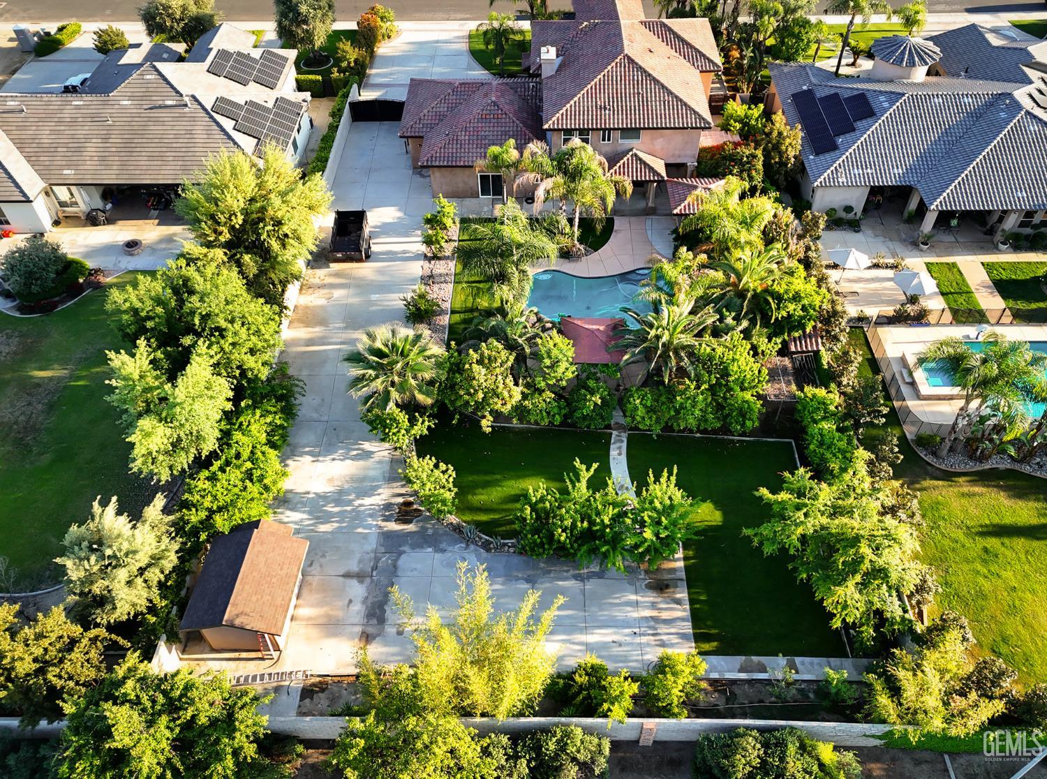 main property photo 51