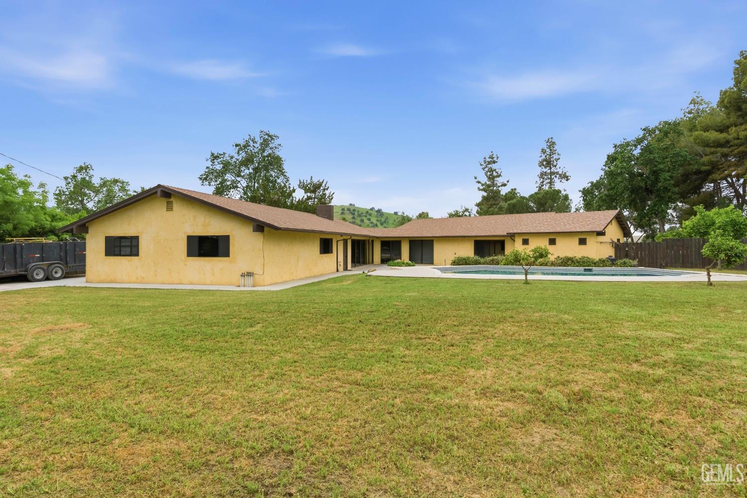 main property photo 54