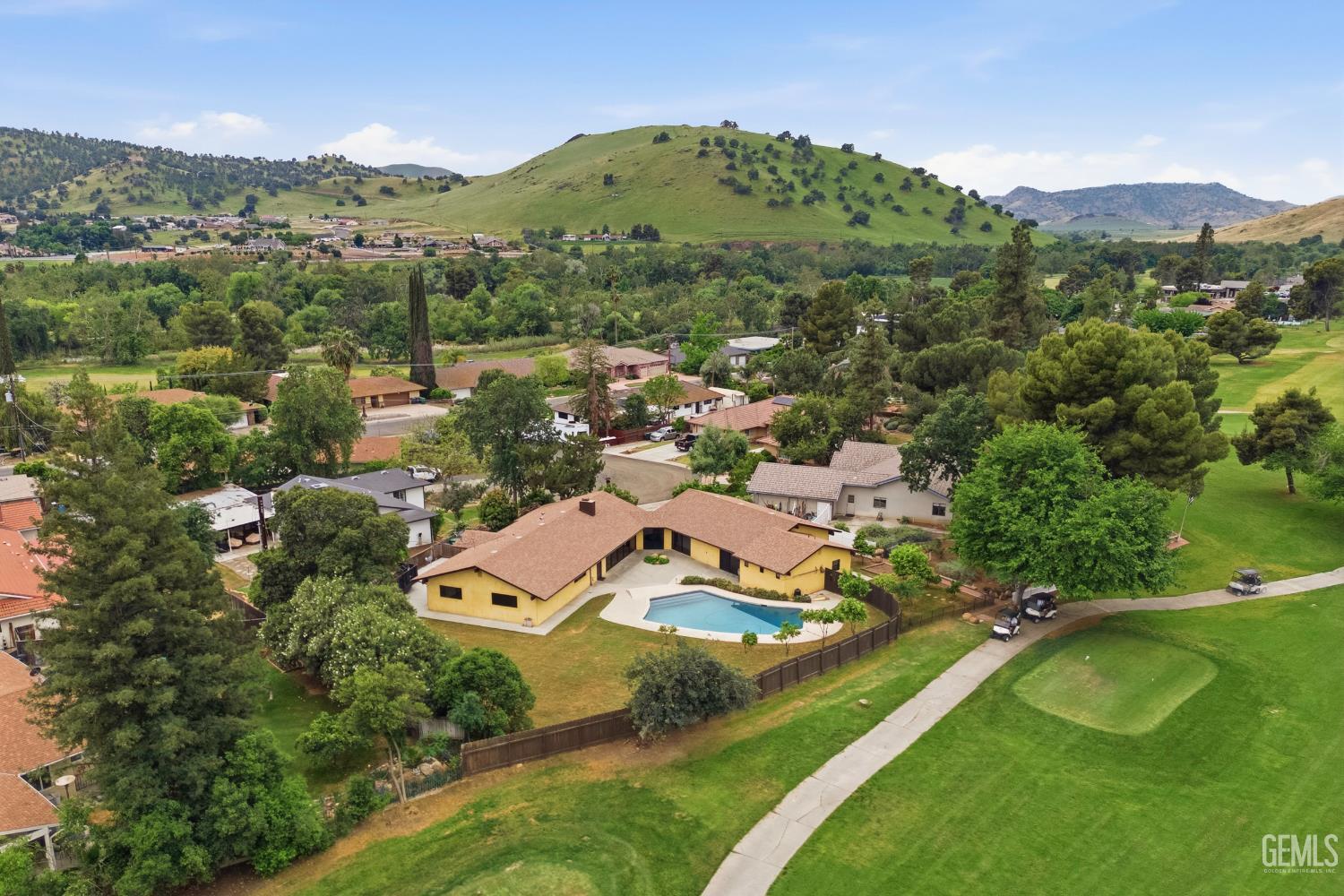 main property photo 61