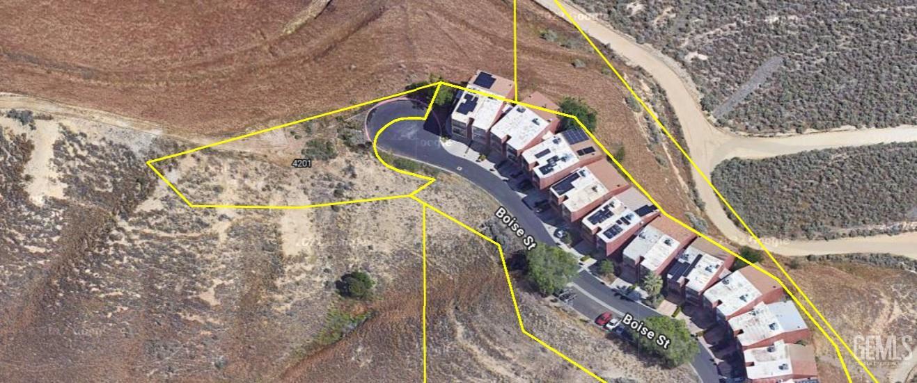 main property photo 10
