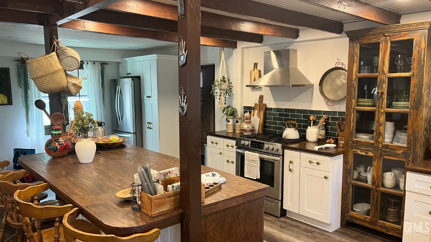 main property photo 64