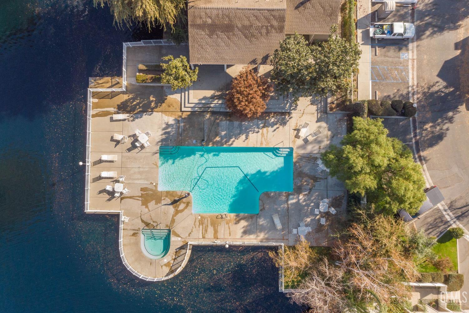 main property photo 42