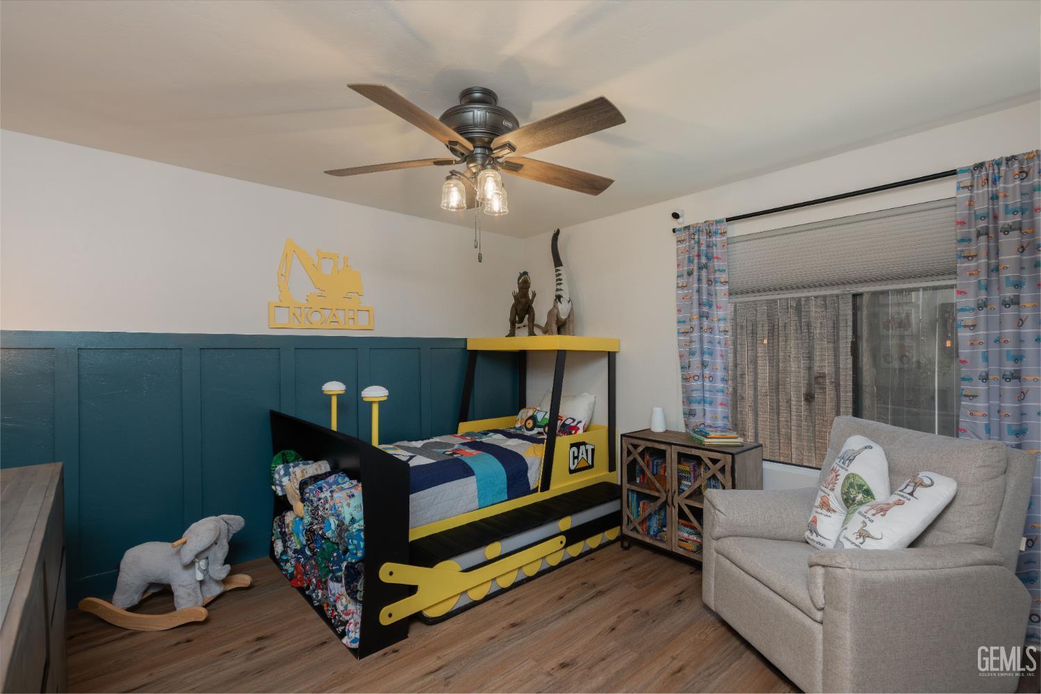 main property photo 18