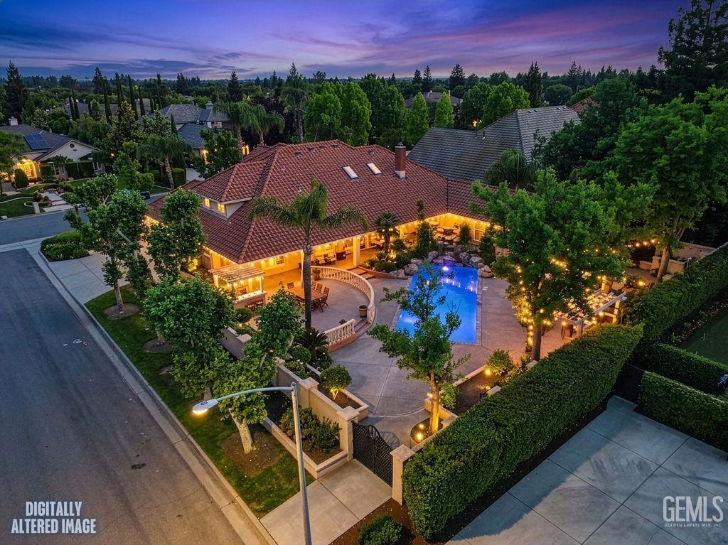 main property photo 50