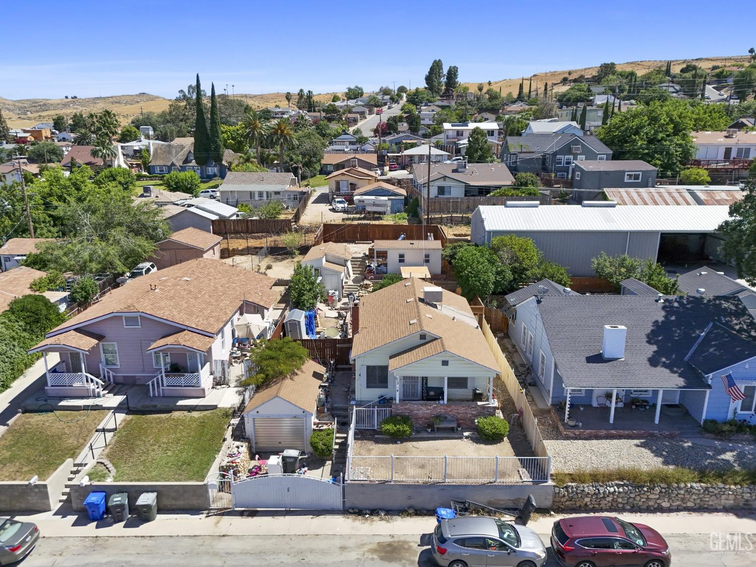 main property photo 24