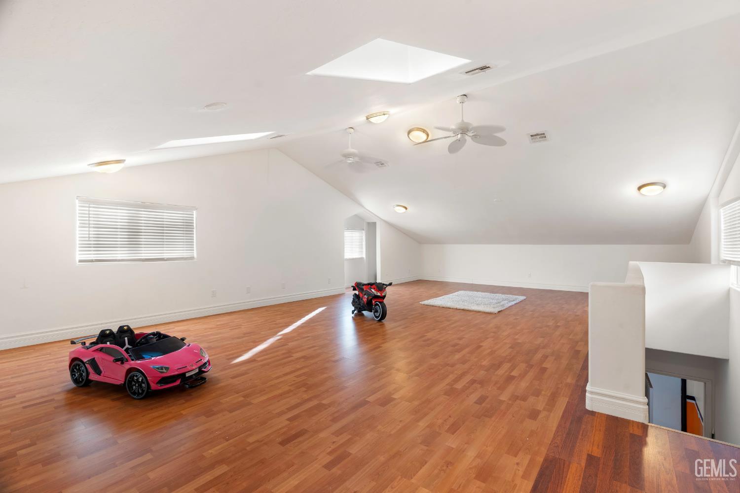 main property photo 60
