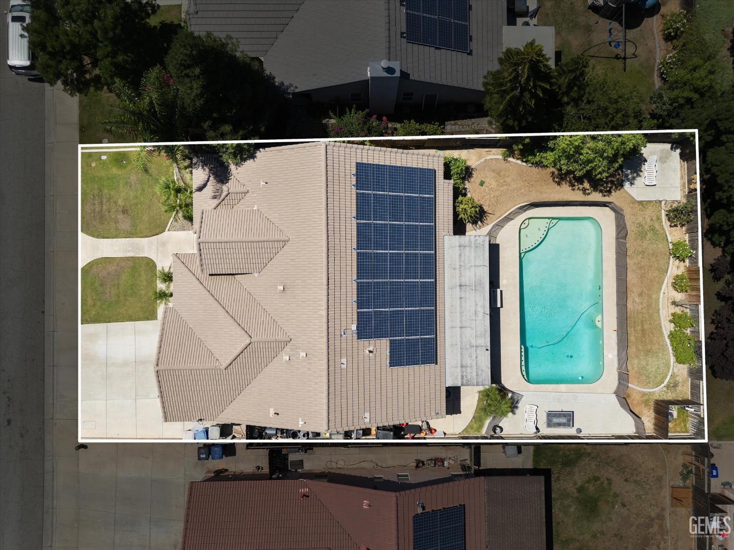 main property photo 44