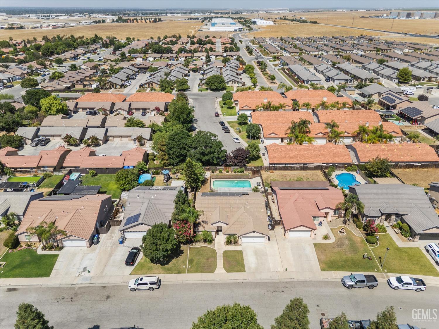 main property photo 46
