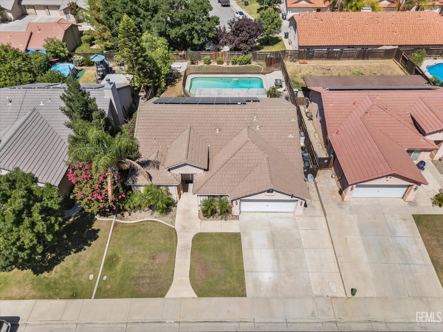 main property photo 48