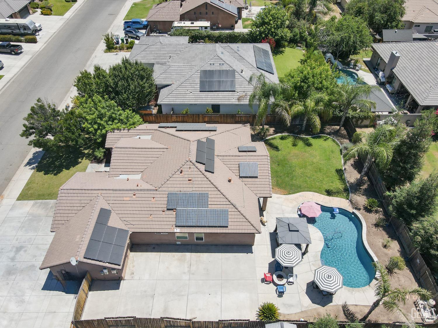 main property photo 51
