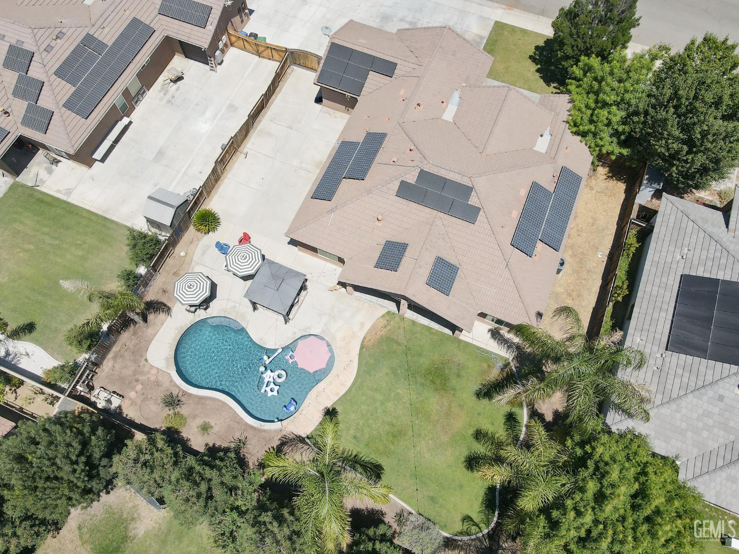 main property photo 52
