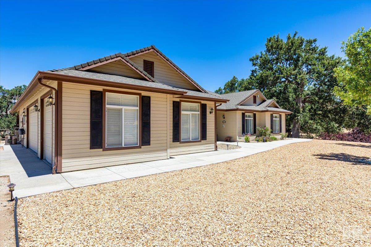 main property photo 64