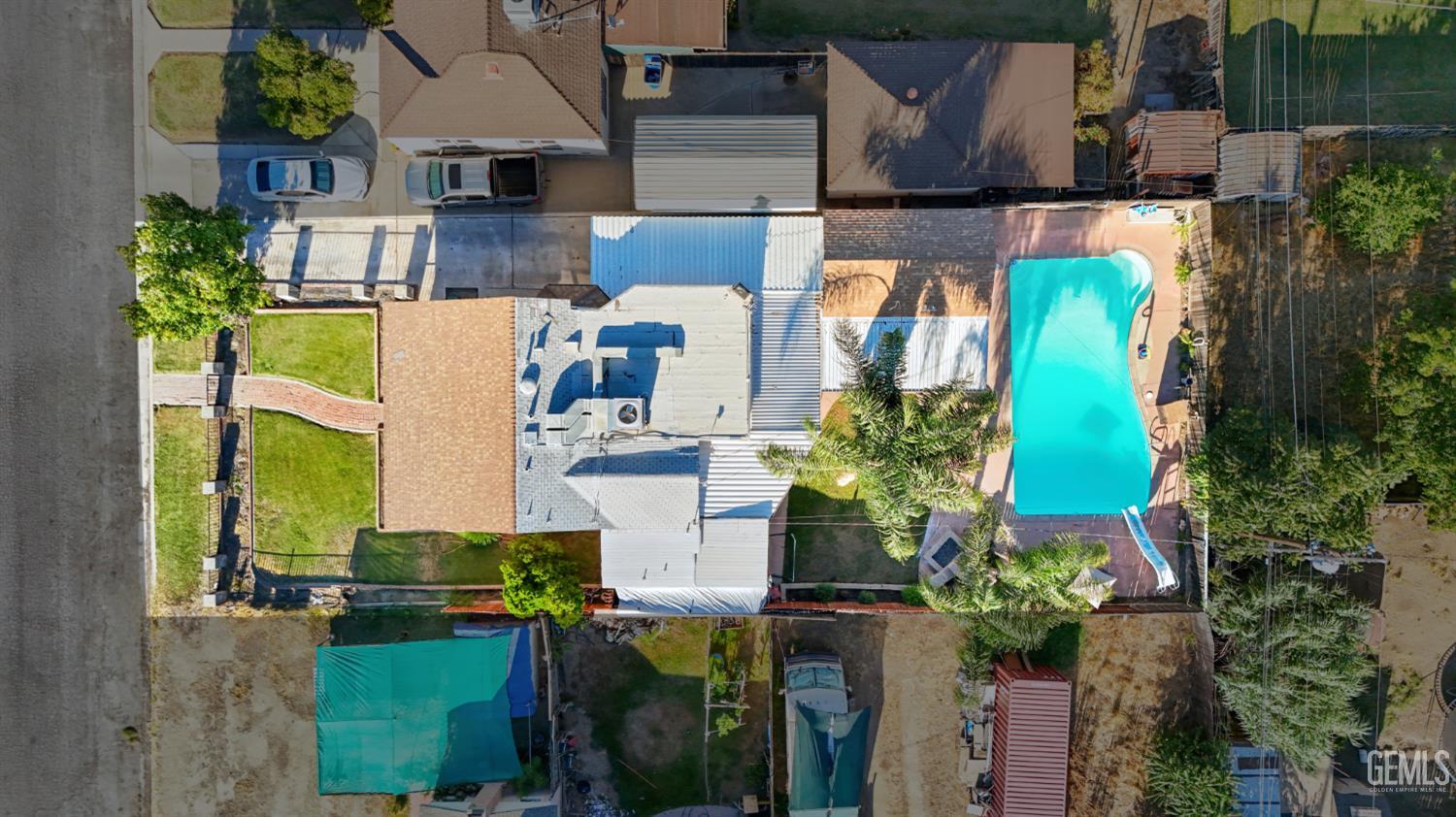 main property photo 19