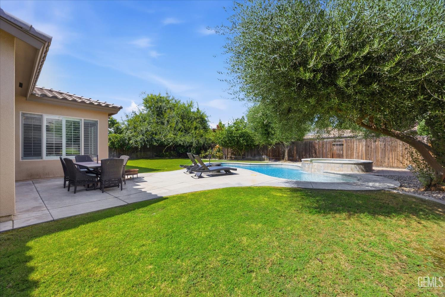 main property photo 58