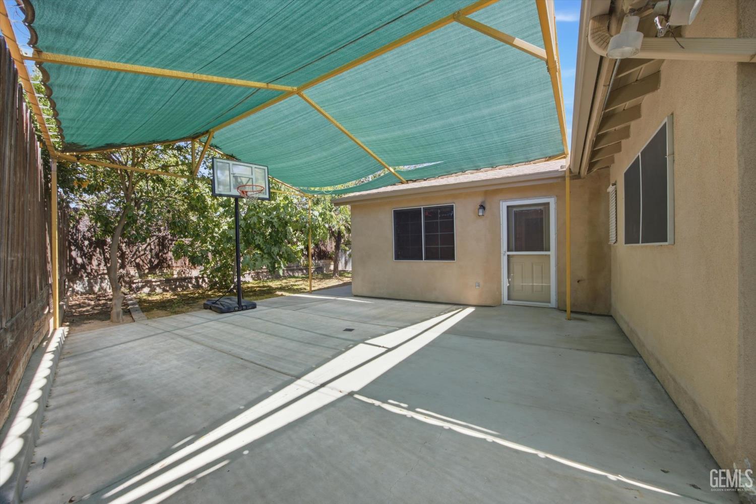 main property photo 36