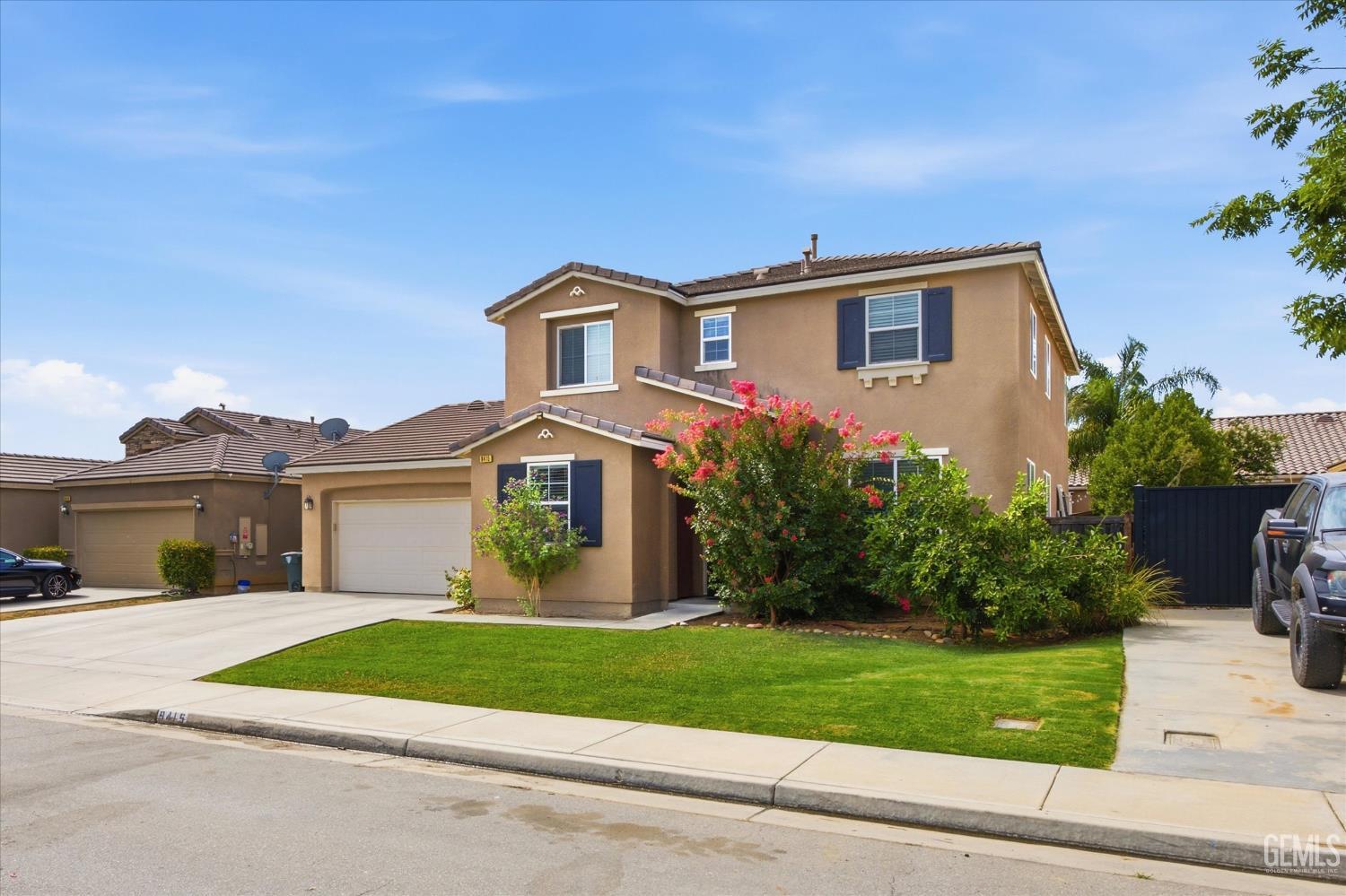 main property photo 2