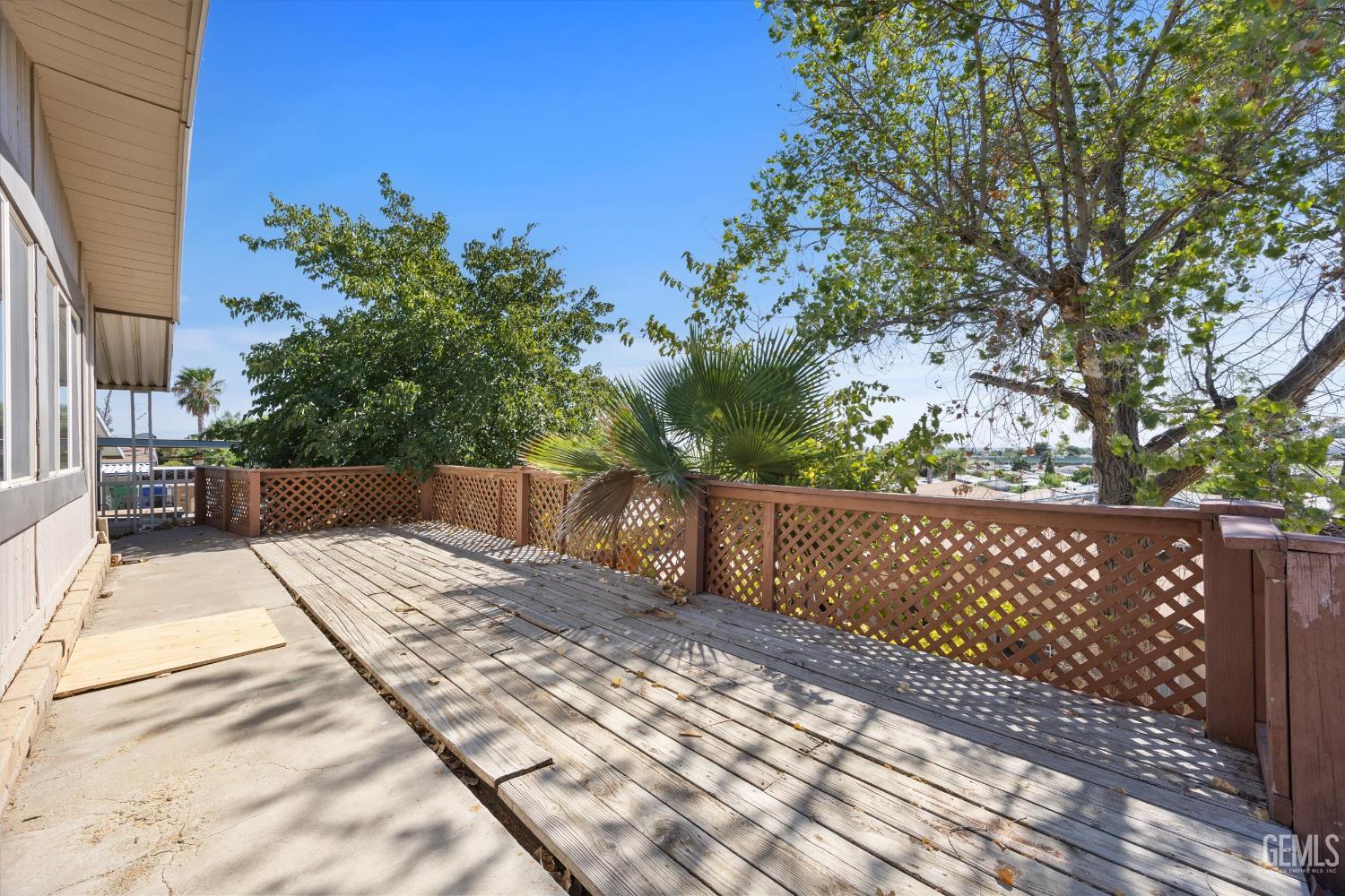 main property photo 42