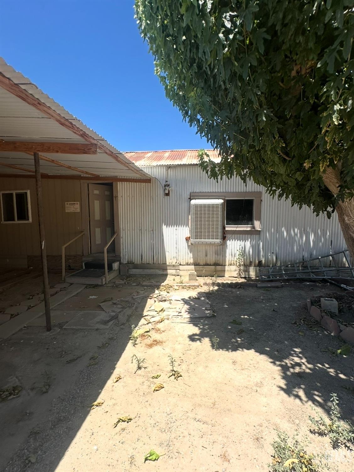 main property photo 26