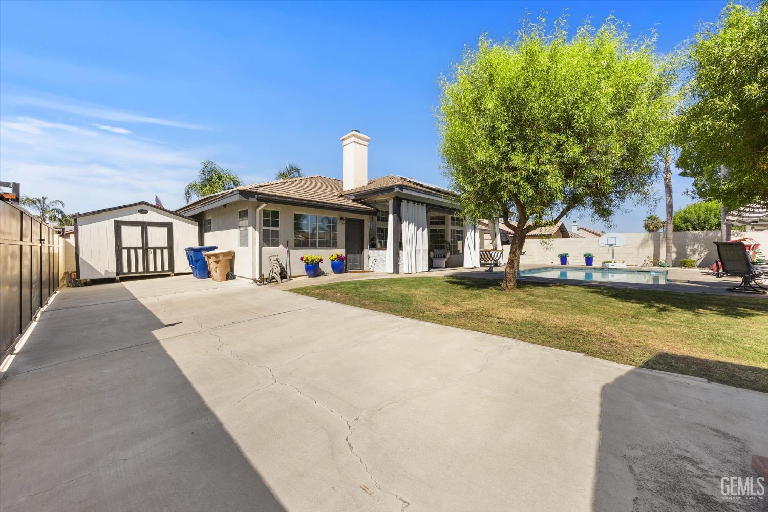 main property photo 42