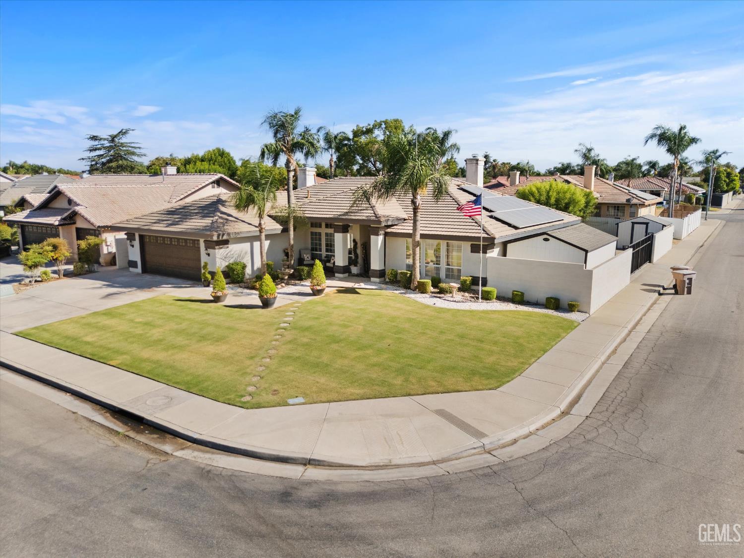 main property photo 47