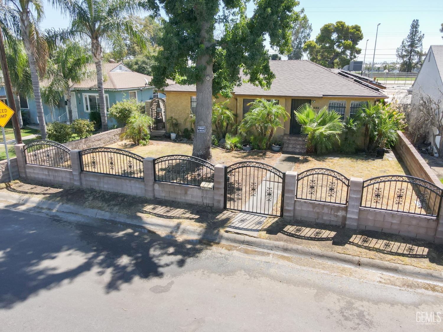 main property photo 38