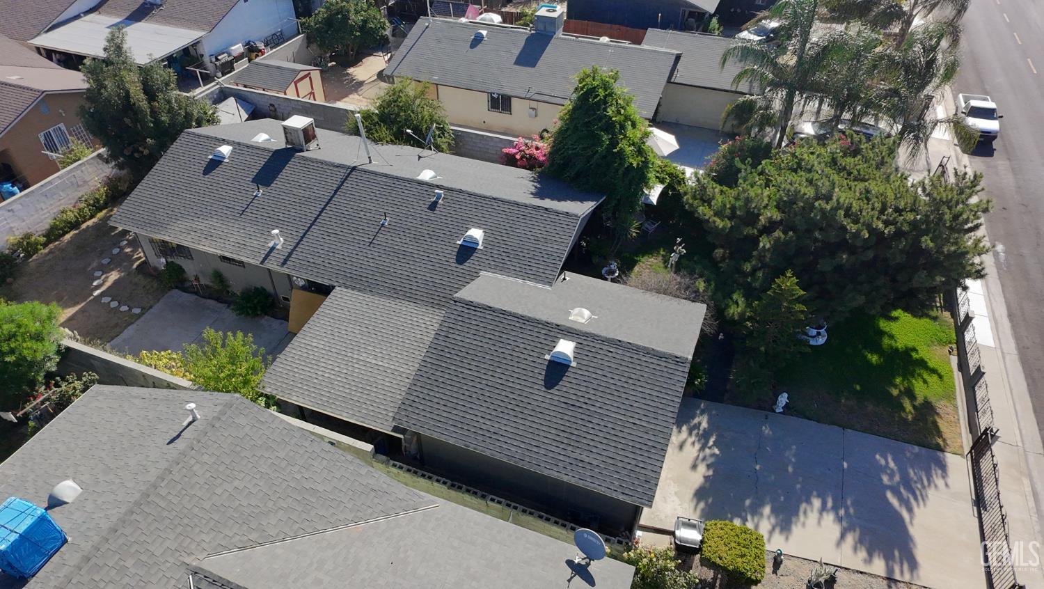 main property photo 41