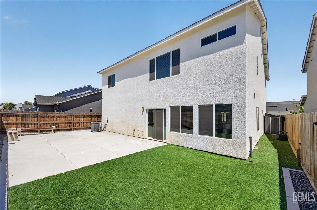 main property photo 50